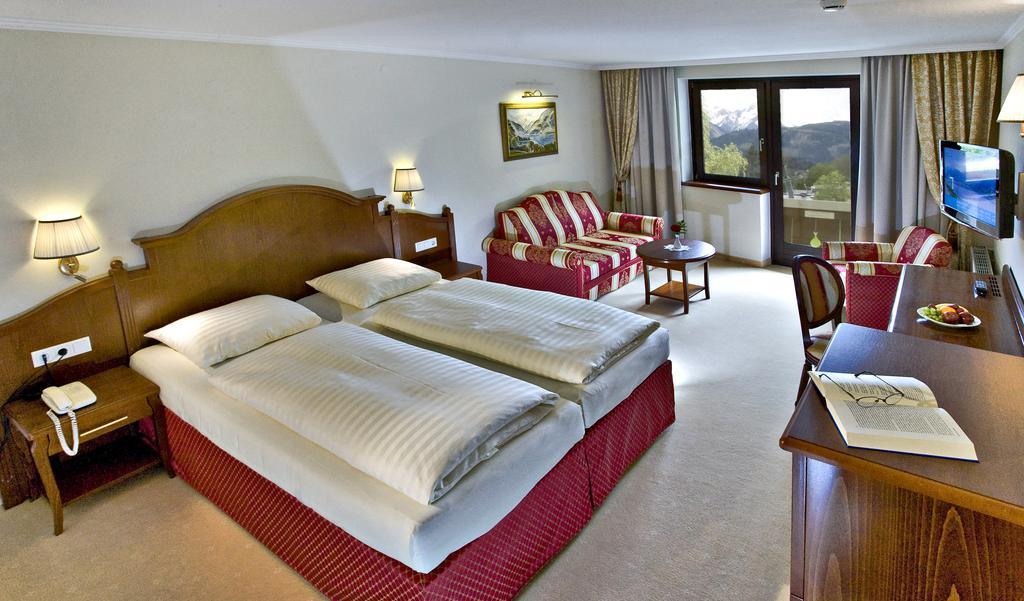 צל-אם-זי Hotel Berner חדר תמונה