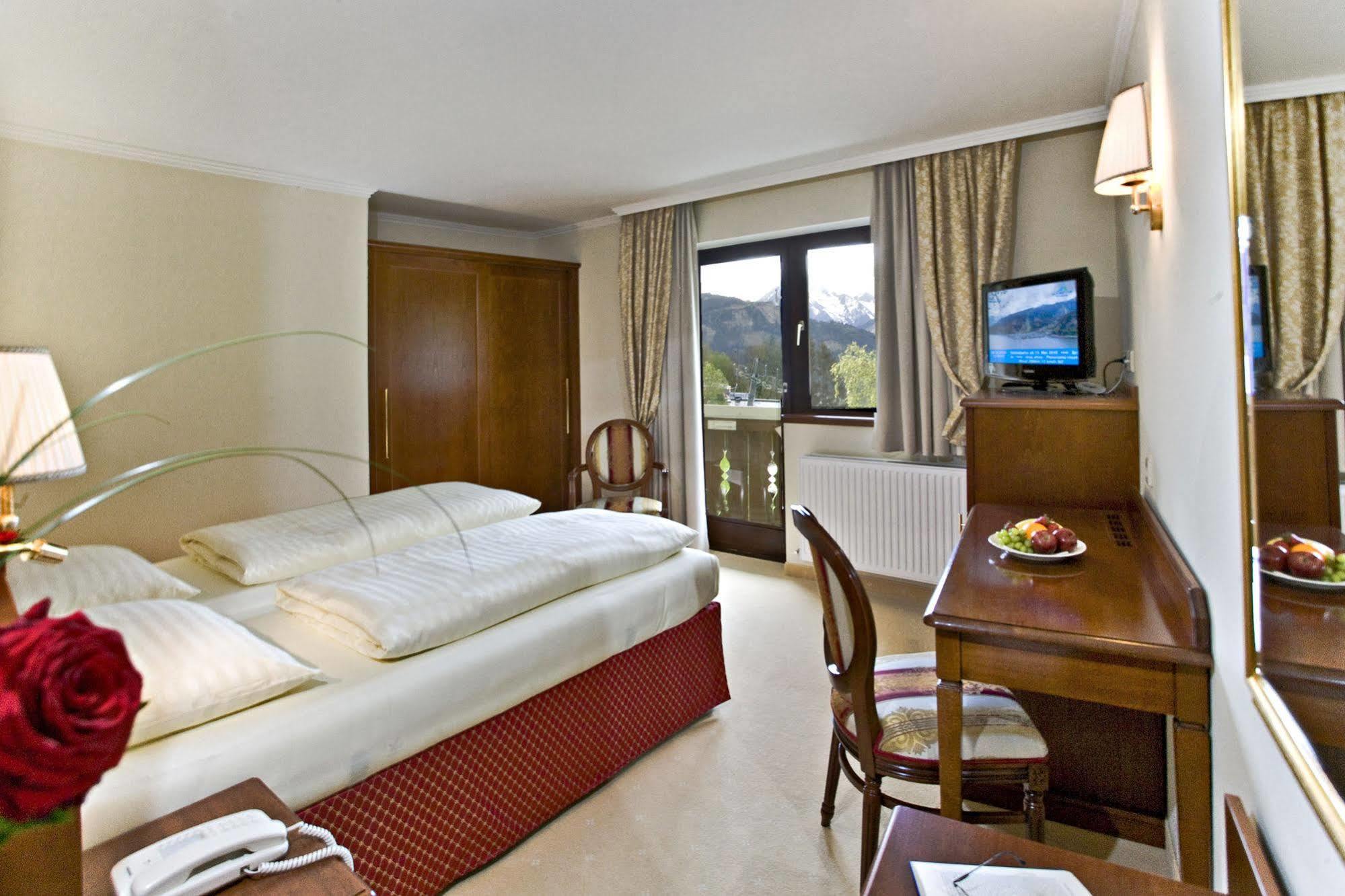 צל-אם-זי Hotel Berner חדר תמונה